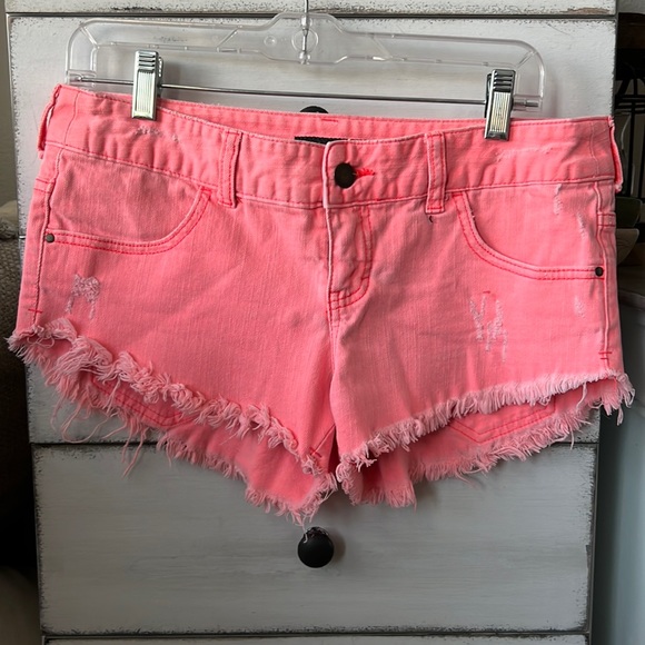 Billabong shorts. Size 5 juniors - Picture 1 of 2